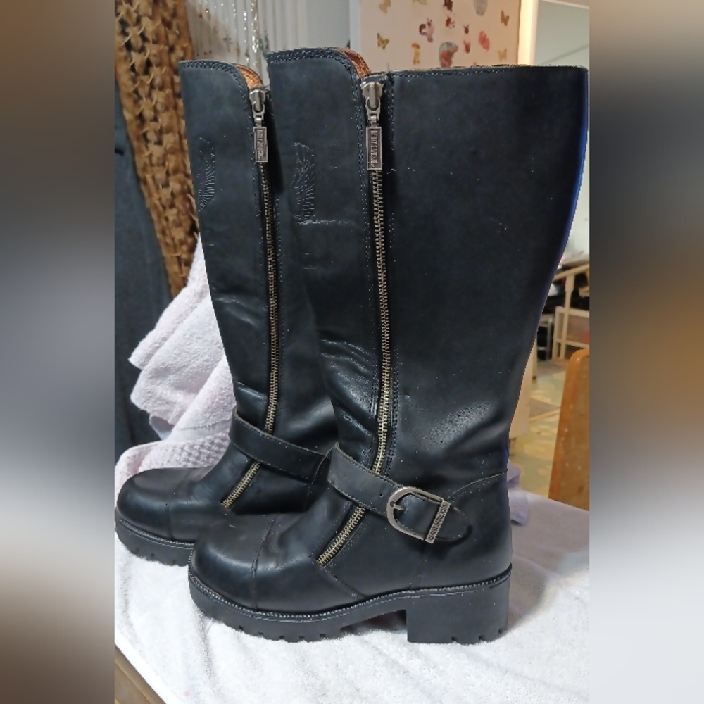 Harley Davidson women's high boots  #82015 used Sz. 7.5m
